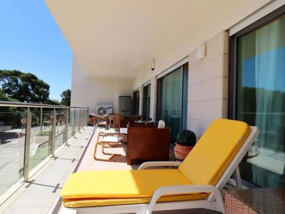 Happiness Apartment - Tennis Court & Pool & Albufeira 0*,